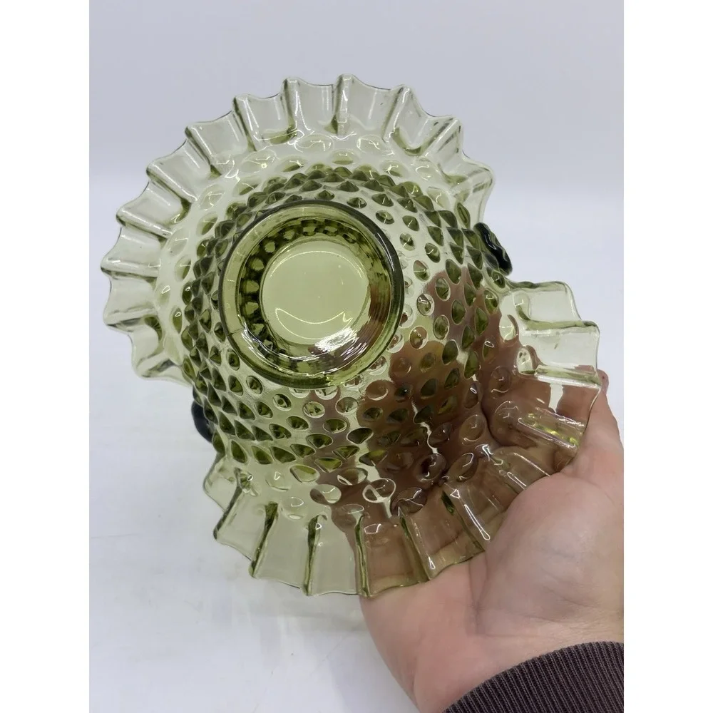 Vintage Fenton Green opalescent hobnail pattern glass flower Ruffled basket - Picture 4 of 6